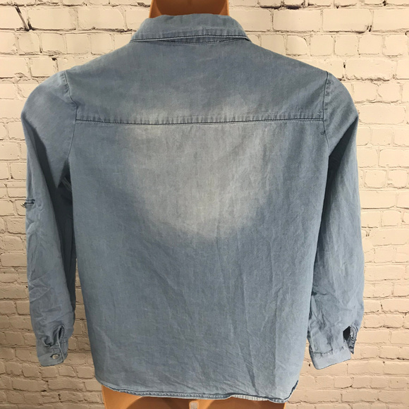 Ellison Light Wash Embroidered Western Button Up L - Picture 6 of 8